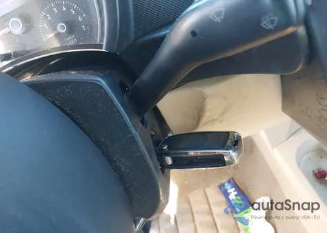 2008 Volkswagen New Beetle S/Se z USA, uszkodzony, nr VIN 3VWRG31C28M501202